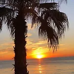 Playa Tamara 아파트 *